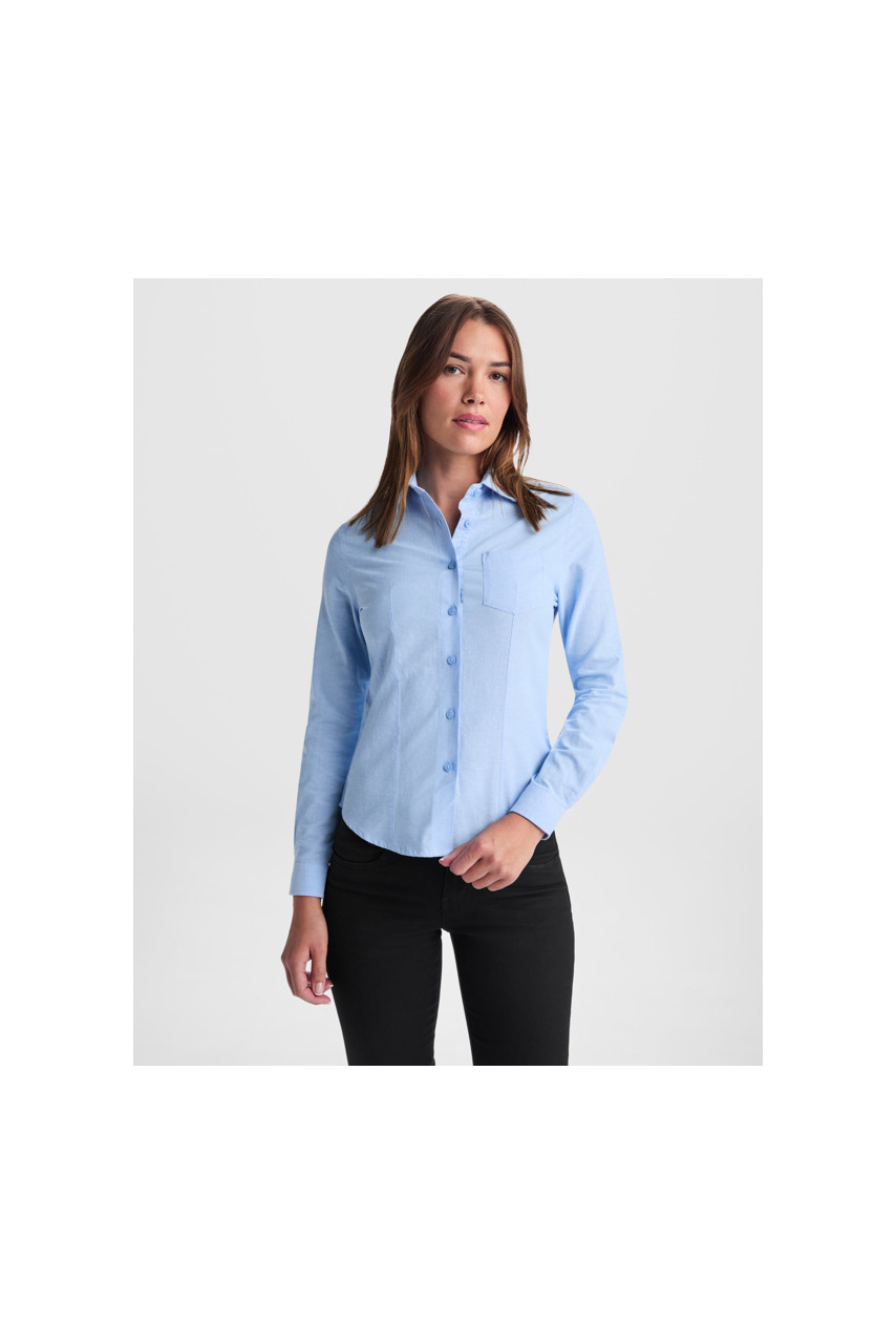 Women's Fitted Oxford Shirt - Elegant Workwear