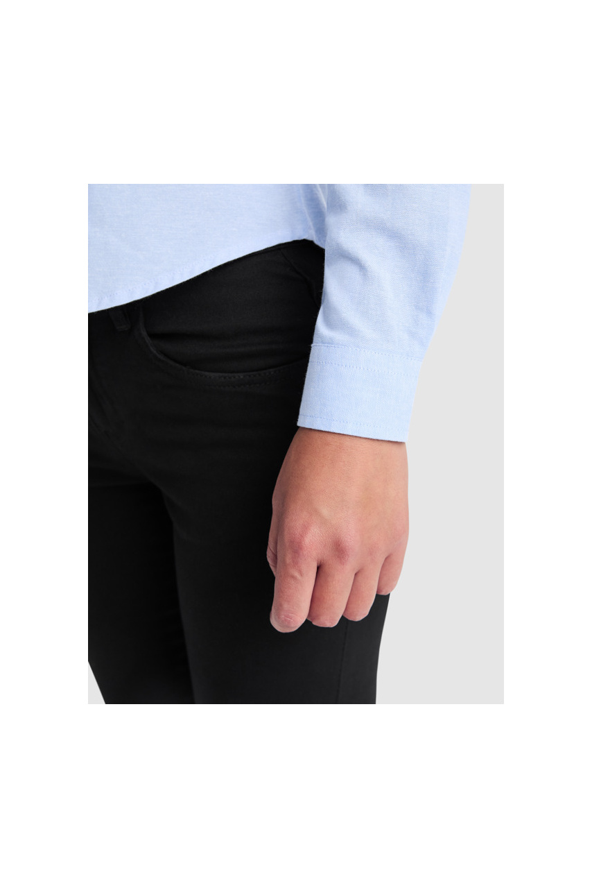 Women's Fitted Oxford Shirt - Elegant Workwear