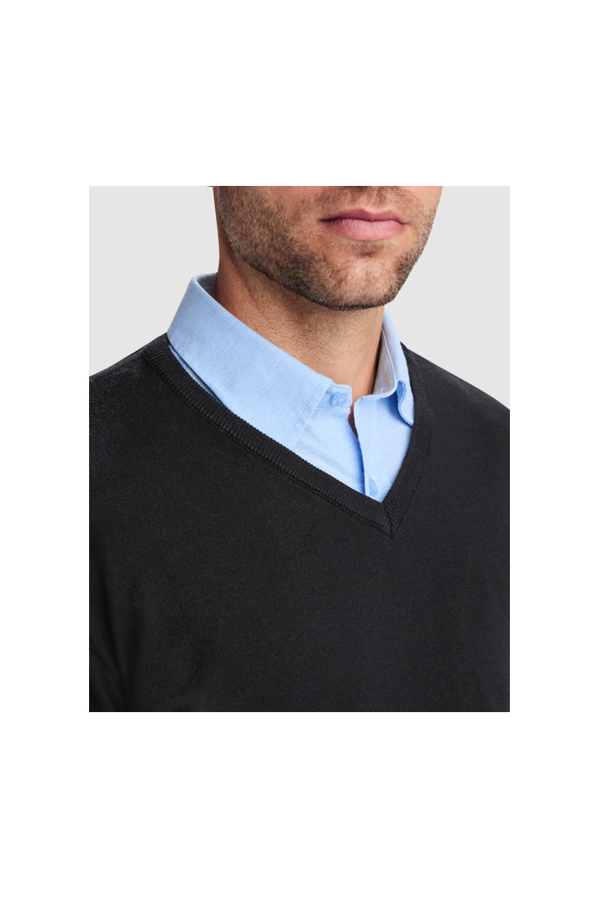 Hilux V-Neck Fine Knit Jumper