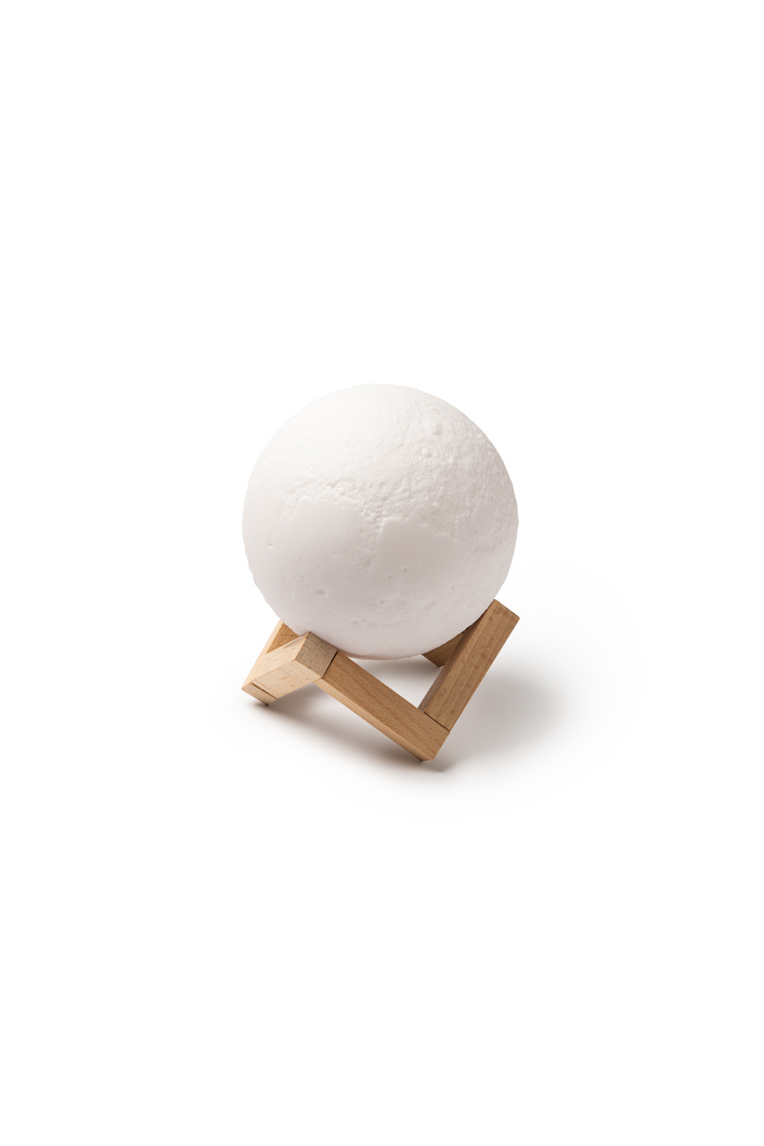 MOON Wireless Speaker & Lamp with Wooden Base