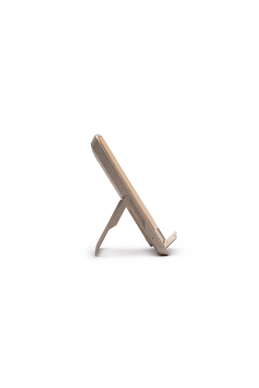 Eco-Friendly Bamboo Wireless Charger - 15W