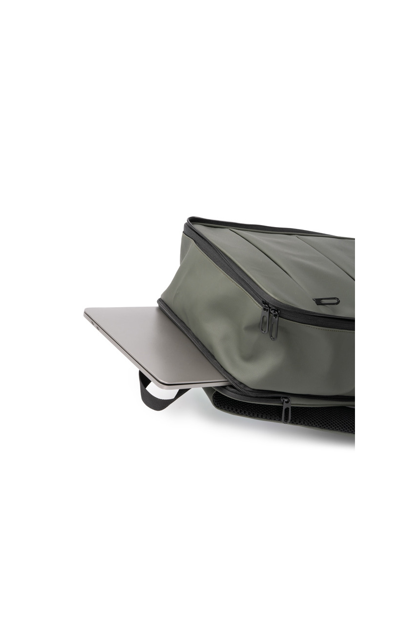 Leonel Expandable PU Leather Backpack - Stylish & Functional
