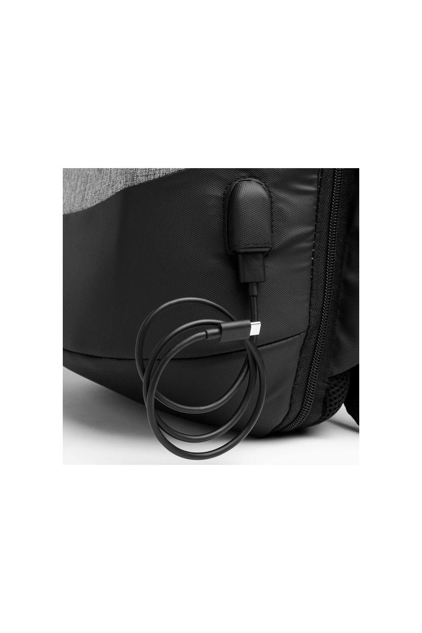 MOANA Anti-Theft Backpack with USB Port