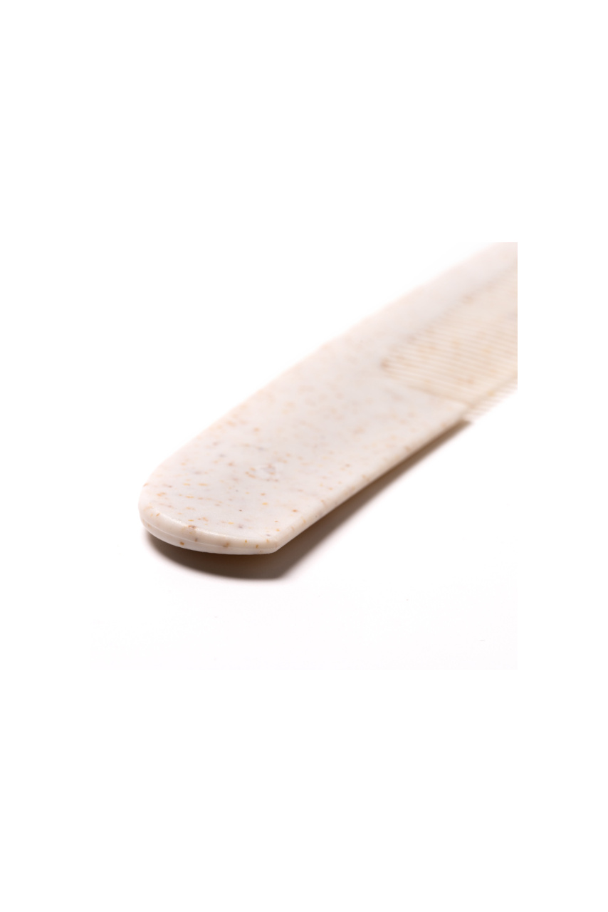 Eco-Friendly Wheat Fibre Comb for Sustainable Grooming