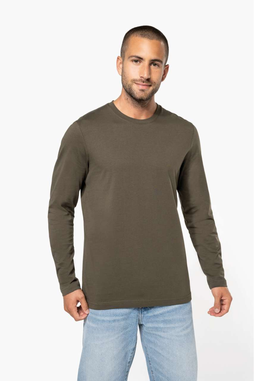 Men's Fitted Long-Sleeved Crew Neck T-Shirt