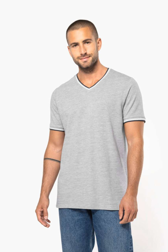 Tricou bărbătesc din bumbac piqué cu decolteu în V