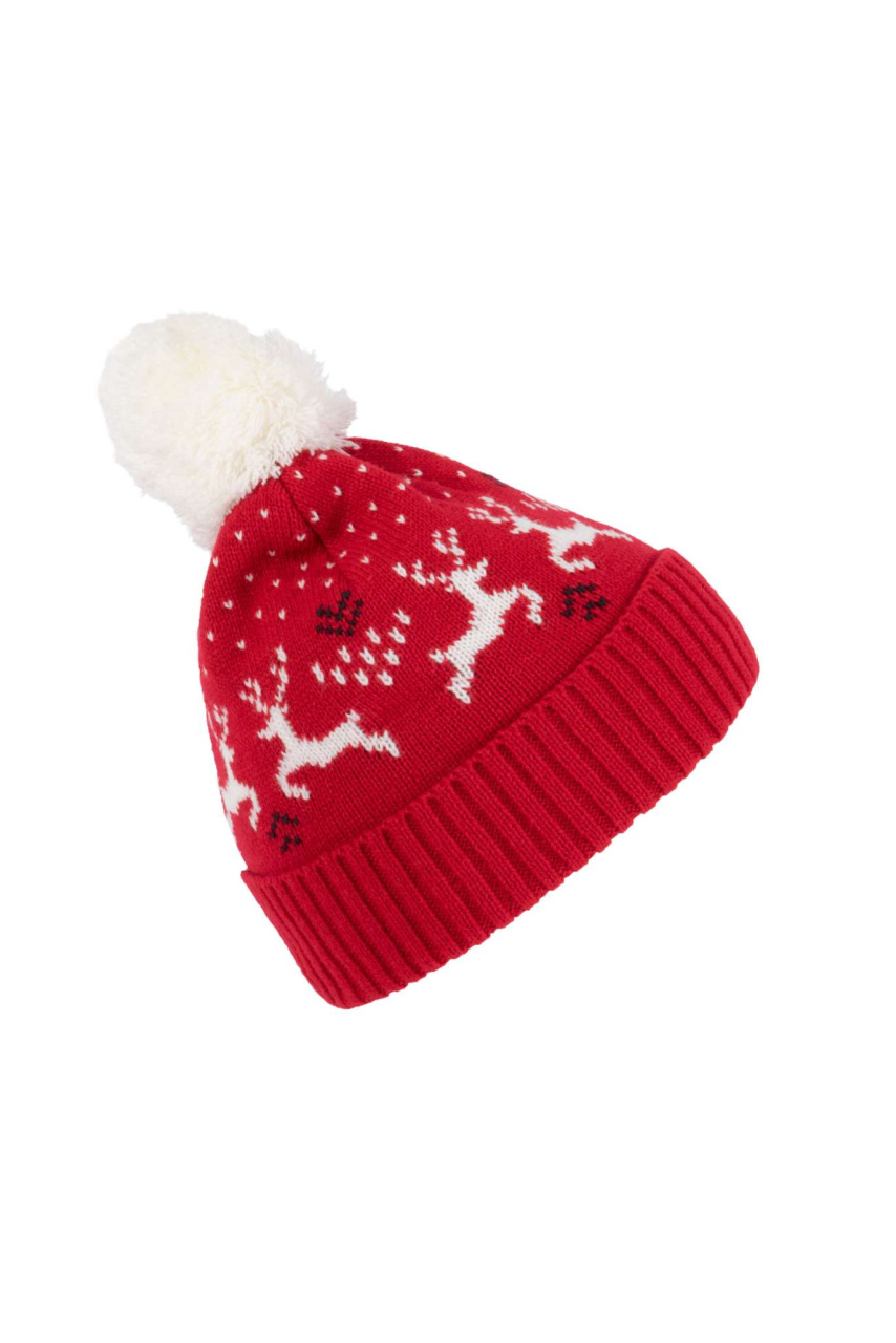 Winter Beanie with Reindeer Pattern - Cozy & Stylish