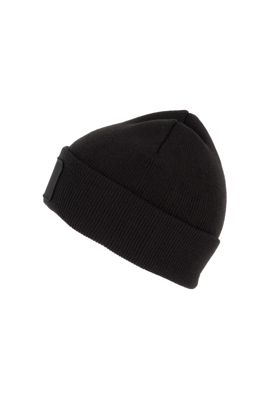 Căciulă cu Patch Decorativ - Confort și Stil